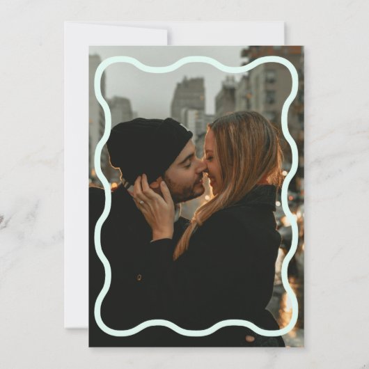 Mint Wavy Retro Foto Huwelijksuitnodiging Kaart (Achterkant)