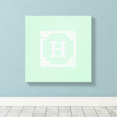 Mint White Greek Key Lijst #2 Initiaal Monogram Canvas Afdruk (Insitu (Houten vloer))