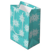 Mint White Snowflake Pattern Medium Cadeauzakje (Voorkant Gekanteld)