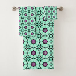Mintgroene en paarse geometrische mandala-patroon  bad handdoek