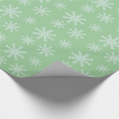 Minty Green en White Sneeuwvlokken Cadeaupapier (Hoek)