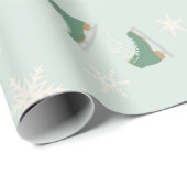 minty green ice skates cadeaupapier (Rol Hoek)