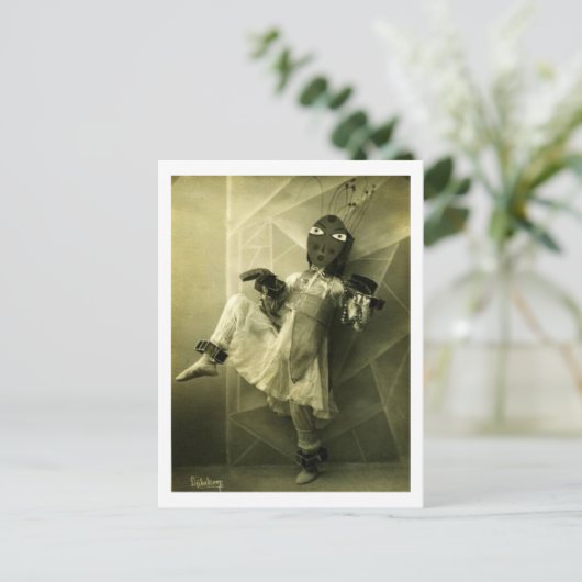 Minya Diez-Dührkoop, Lavinia Schulz, Dane,  Briefkaart (Staand voorkant)