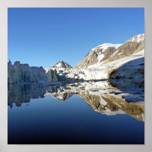 Mirror-afbeeldingen in Svalbard Poster (Voorkant)