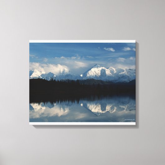 Mirror Lake Horizon met Forest & Snowy Mountains Canvas Afdruk (Voorkant)