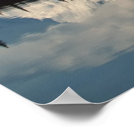 Mirror Lake Horizon met Forest & Snowy Mountains Poster (Hoek)