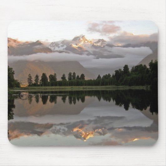 Mirror Lake - Matheson Mousepad Muismat (Voorkant)