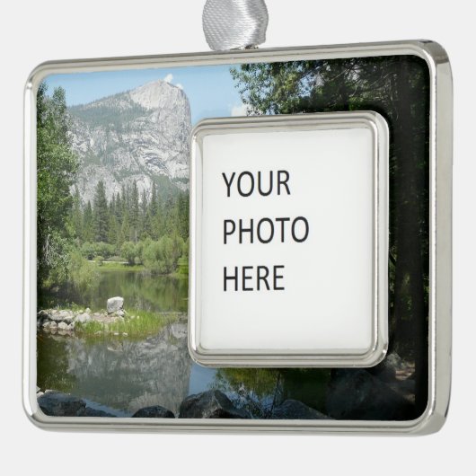 Mirror Lake Uitzicht in Yosemite National Park Verzilverd Omlijst Ornament (Links)