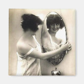 Mirror Mirror Erotica Pre Code Pin-Up Girl Magneet (Voorkant)