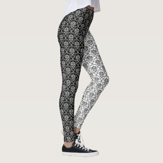 Mirror Opposites Black en White Damask Leggings (Rechts)