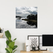 Mirror reflectie, Sarah Island, Tasmania Poster (Thuiskantoor)