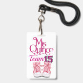 Mis Quince Team 15 Badge - Bekijk terug (Voorzijde met lanyard)