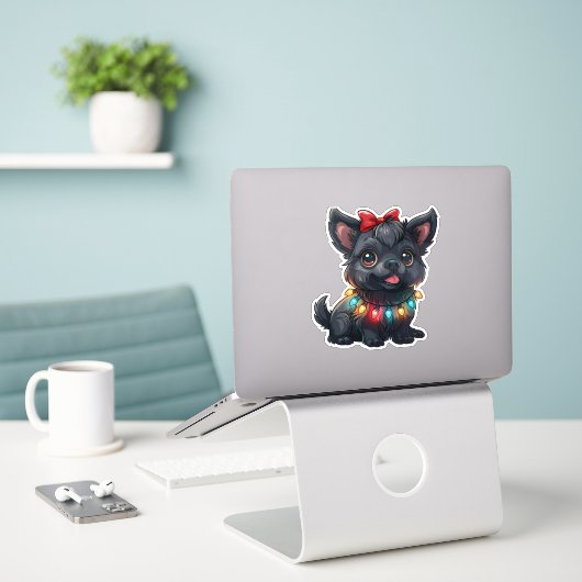 Mischievous Affenpinscher Verpakt in Kerstmis Sticker (Laptop op bureau)
