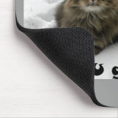 Mischievous Maine Coon in de sneeuw Muismat (Hoek)