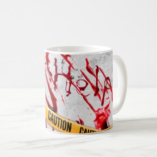 Misdaadplaats met bloedspetter en waarschuwingstap koffiemok (Voorkant rechts)