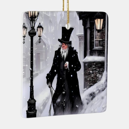 Miserly Ebenezer Scrooge Snowy Victoriaans Street Keramisch Ornament (Rechts)