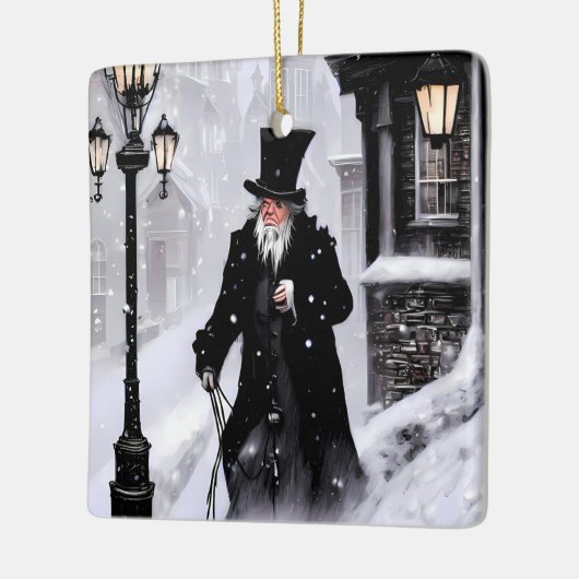 Miserly Ebenezer Scrooge Snowy Victoriaans Street Keramisch Ornament (Links)