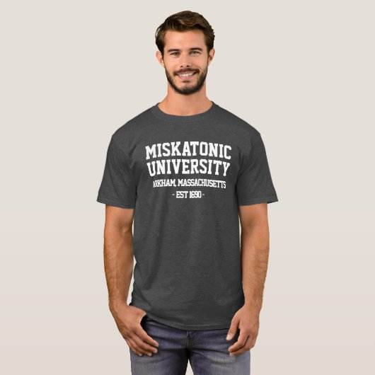 Miskatonic University T-shirt (Voorkant volledig)