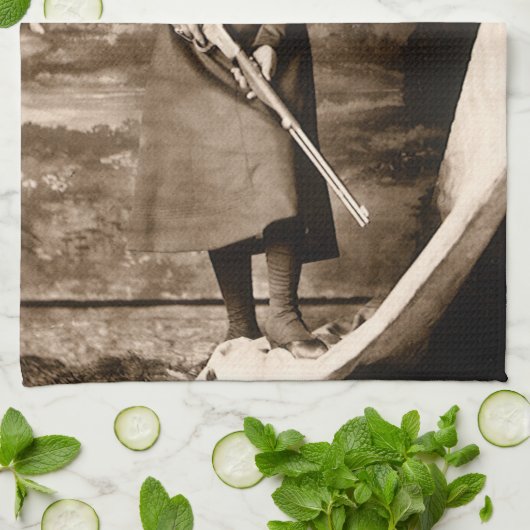 Miss Annie Oakley met Pistool,  fotoportret Theedoek (Gevouwen)