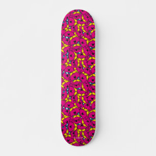 Miss Chatterbox   Helderroze patroon Skateboard