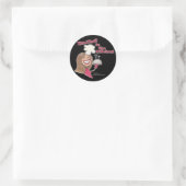 Miss Chef in de keuken Ronde Sticker (Tas)