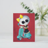Miss Dood op scooter Briefkaart (Staand voorkant)
