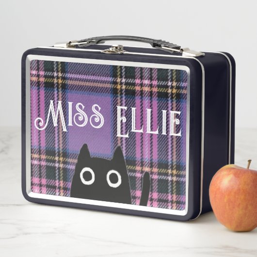 Miss Ellie en Cat Paars Pset/Black Lunchbox (In situ)