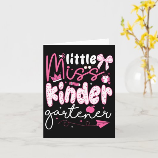 Miss Kindergartner Coquette terug naar school Kaart (Gele Bloem)