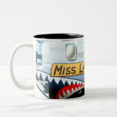 Miss Lace B-24 Nose Art ( feesten) Tweekleurige Koffiemok (Links)