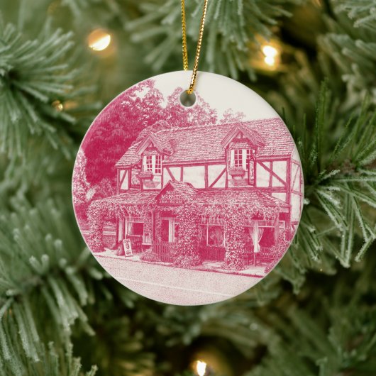 'Miss Marple's Tea Room' (frambozen) - Keramisch Ornament (Boom)