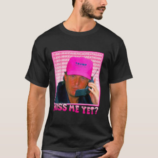 Miss Me Toch Donald Trump 2024 Holding Telefoonges T-shirt