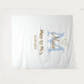 MISS NAAR MRS. BRUIDSSLUIER MONOGRAM HART NAAM WANDKLEED (Voorkant (horizontaal))