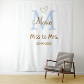MISS NAAR MRS. BRUIDSSLUIER MONOGRAM HART NAAM WANDKLEED (In situ)