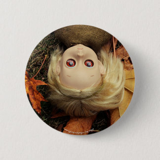 Miss No Name - Button Pin