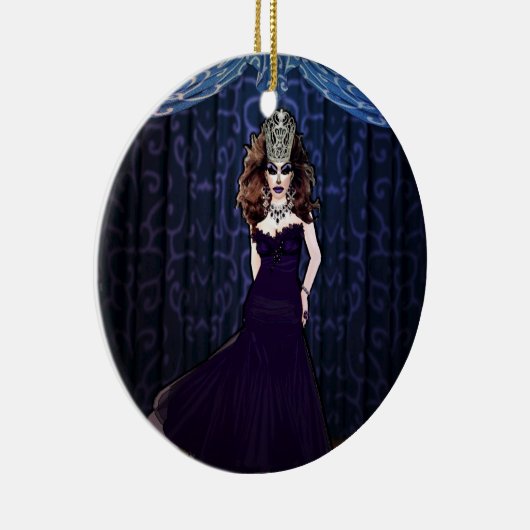 Miss Priscilla Velvet Ornament (Rechts)