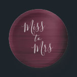 Miss to Mrs Vrijgezellenfeest Party Bourgogne Papieren Bordje<br><div class="desc">Herfst of Herfst Van Miss tot Mrs Vrijgezellenfeest of Bachelorette Party Bourgondië Paarse Elegante Faux Folie metallic Papier Borden. De papieren borden From Miss to Mrs gebruiken de populaire Cranberry Marsala achtergrond en witte typografie. Dit papieren bord maakt deel uit van een Miss to Mrs Collectie als u bijpassende items...</div>