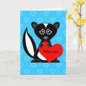 Miss You Kaart - Schattigee Cartoon Skunk Holding  (Gele Bloem)