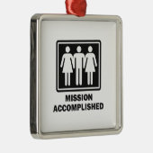 Missie voltooid, triooaal metalen ornament (Rechts)