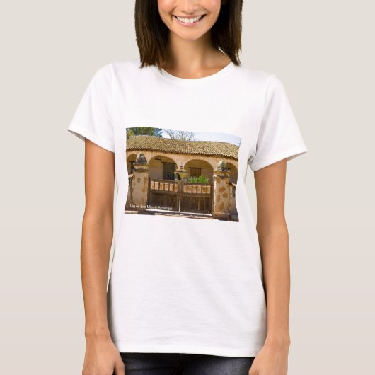 Mission San Miguel Arcángel California Products T-shirt (Voorkant)