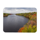 mississippi rivier en beboste banken in minneapoli magneet (Horizontaal)