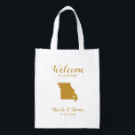 Missouri Map Wedding Welcome Bag, Gold Canvas tas Boodschappentas<br><div class="desc">Het weekend van de bruiloft heet cadeautas voor gasten uit de stad voor je bruiloft,  met afbeelding van Missouri,  met hart dat je op de precieze locatie kunt plaatsen. Vul tas met je favoriete godies.</div>
