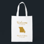 Missouri Map Wedding Welcome Bag, Gold Canvas tas Boodschappentas<br><div class="desc">Het weekend van de bruiloft heet cadeautas voor gasten uit de stad voor je bruiloft,  met afbeelding van Missouri,  met hart dat je op de precieze locatie kunt plaatsen. Vul tas met je favoriete godies.</div>