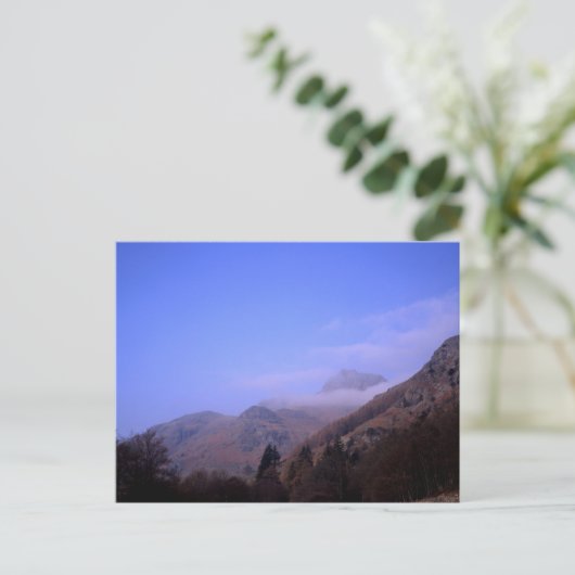 Mist boven de Langdale Pikes Briefkaart (Staand voorkant)