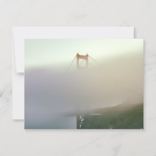 Mist en de avond van de Golden Gate Bridge Briefkaart
