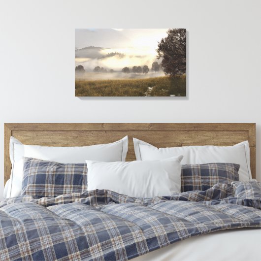 Mist op de weide canvas afdruk (Insitu (Slaapkamer))