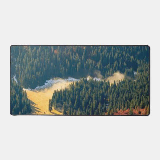 Mist op een eenzaam herfstveld bureaumat (Voorkant)