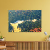 Mist op een eenzaam herfstveld canvas afdruk (Insitu (Woonkamer))