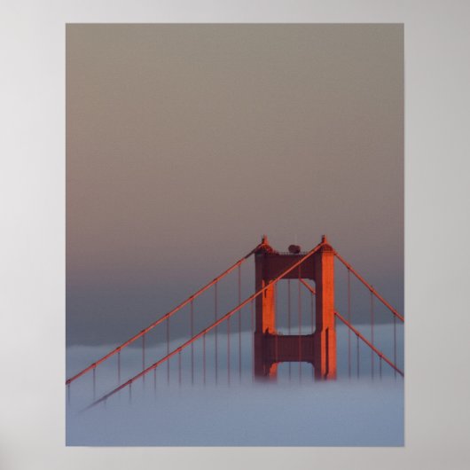 Mist rolt door de baai van San Francisco en bedekt Poster (Voorkant)