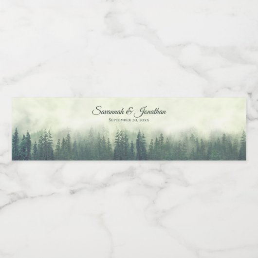 mistig groen dennenbos rustieke bruiloft waterfles etiket (Enkel label)