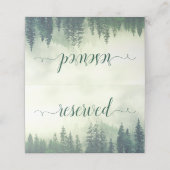 Mistige groene dennenbomen rustieke bruiloft geres plaatskaartje (Buitenkant ongevouwen)